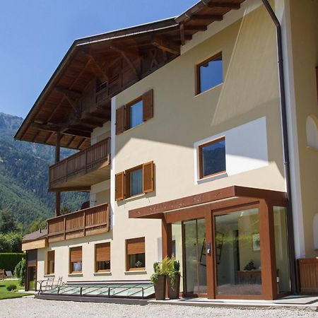 Pension Sattlerenglhof Laces Exterior photo