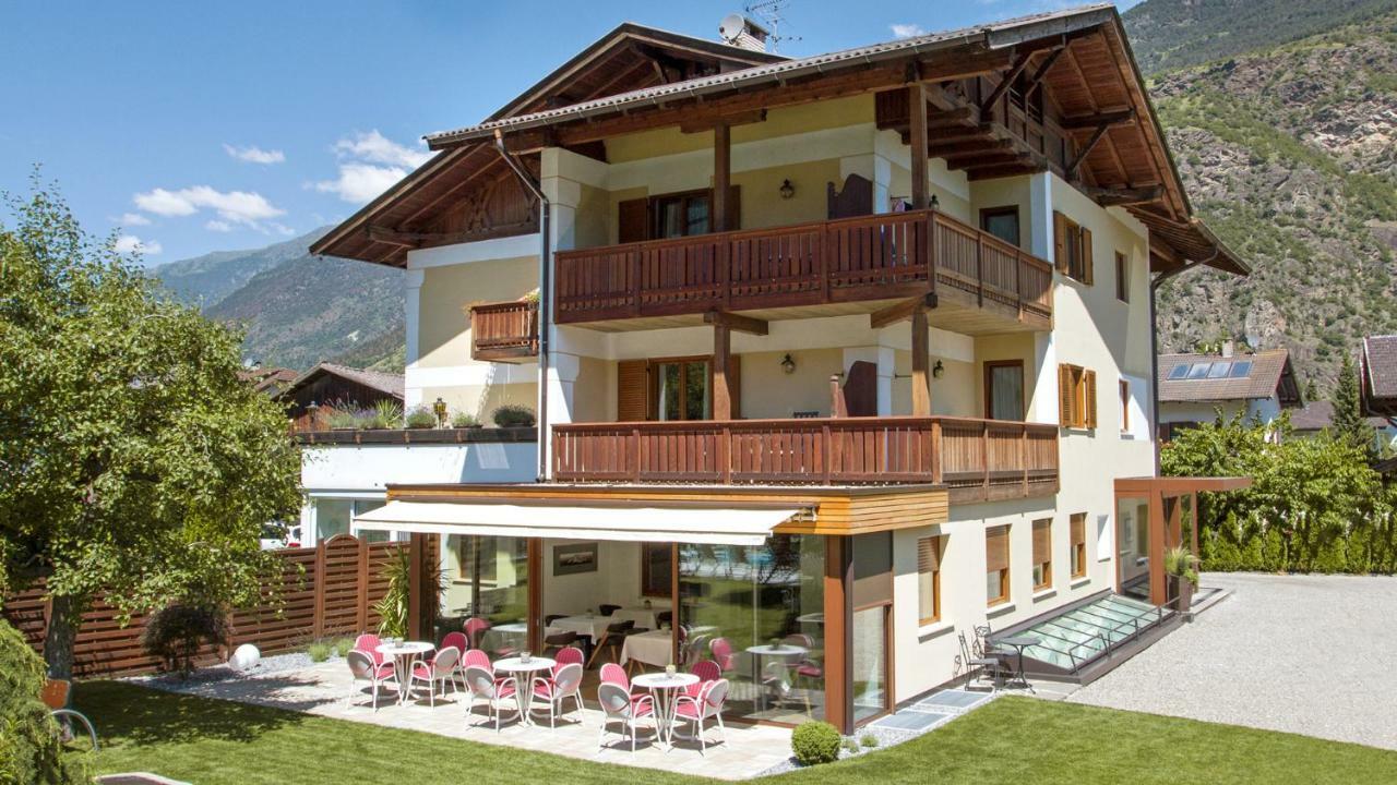 Pension Sattlerenglhof Laces Exterior photo